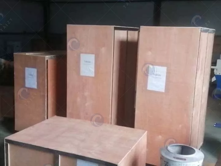 Packing of low cost fish feed making machine
